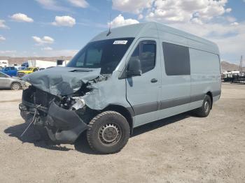  Salvage Mercedes-Benz Sprinter