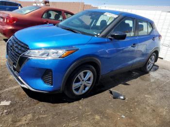  Salvage Nissan Kicks