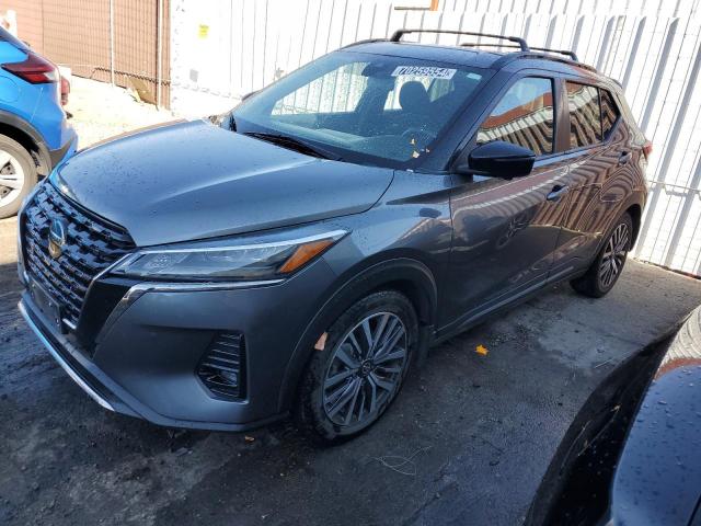  Salvage Nissan Kicks