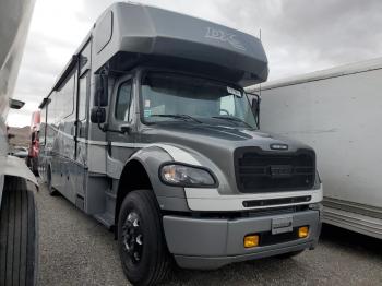  Salvage Freightliner W Trailer