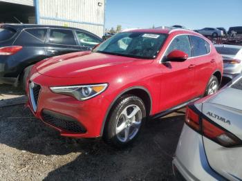  Salvage Alfa Romeo Stelvio