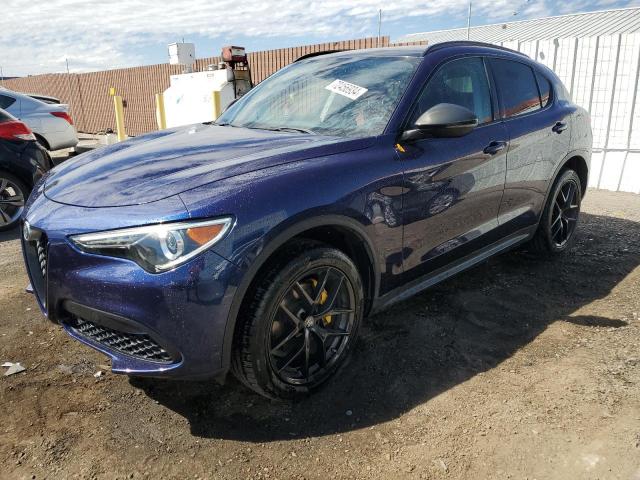  Salvage Alfa Romeo Stelvio