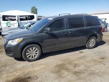  Salvage Volkswagen Routan