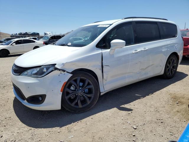  Salvage Chrysler Pacifica