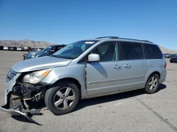  Salvage Volkswagen Routan