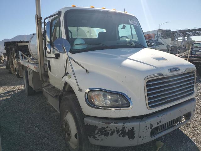  Salvage Freightliner M2 106 Med