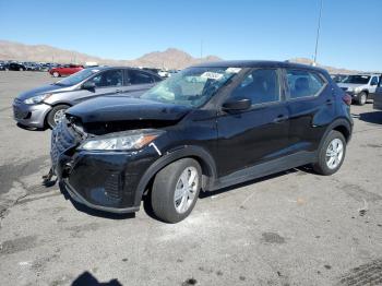  Salvage Nissan Kicks