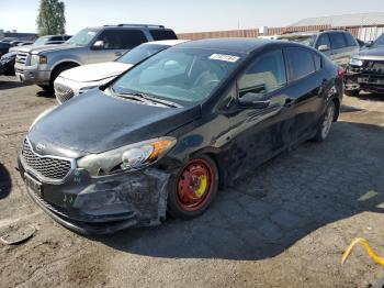  Salvage Kia Forte