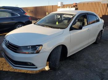  Salvage Volkswagen Jetta