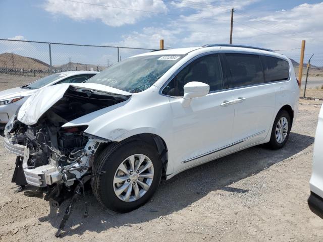  Salvage Chrysler Pacifica