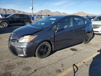  Salvage Toyota Prius