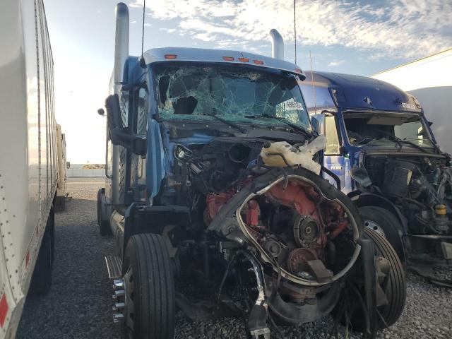  Salvage Peterbilt 579