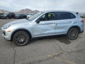  Salvage Porsche Cayenne