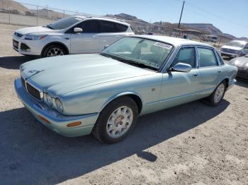  Salvage Jaguar Xj8