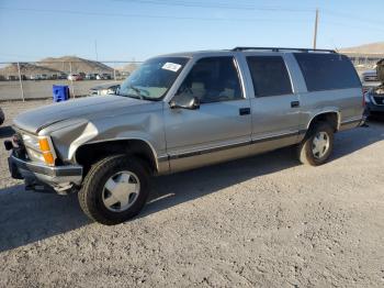  Salvage GMC Suburban