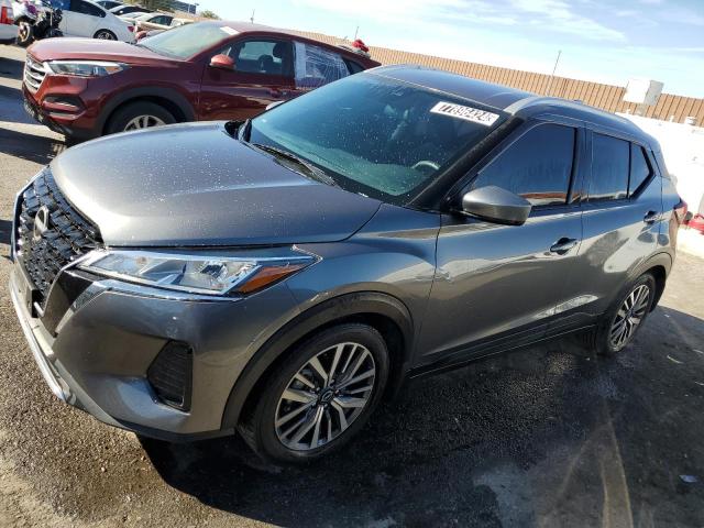  Salvage Nissan Kicks