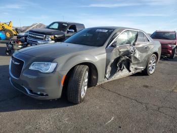  Salvage Chrysler 300