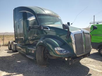  Salvage Kenworth Constructi