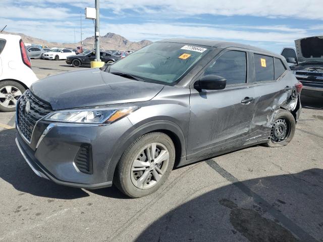  Salvage Nissan Kicks