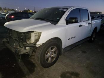  Salvage Nissan Titan