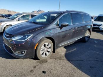  Salvage Chrysler Pacifica