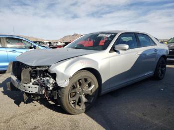  Salvage Chrysler 300