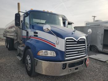  Salvage Mack 600 Cxu600