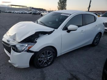  Salvage Toyota Yaris