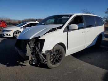  Salvage Dodge Caravan