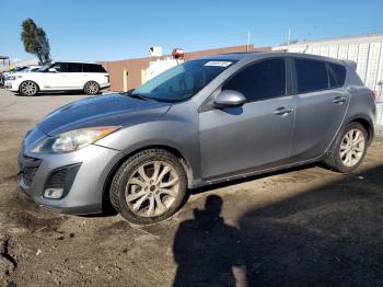  Salvage Mazda 3