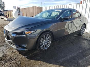  Salvage Mazda 3