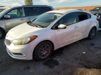  Salvage Kia Forte