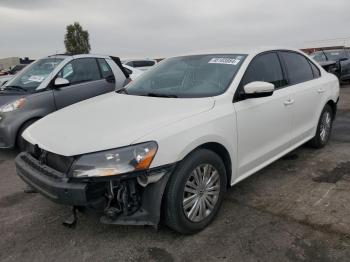  Salvage Volkswagen Passat