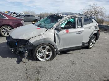  Salvage Hyundai KONA