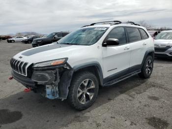  Salvage Jeep Cherokee