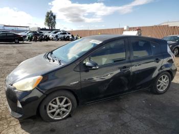  Salvage Toyota Prius