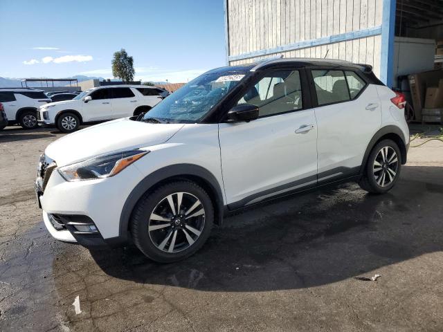  Salvage Nissan Kicks