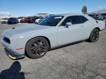  Salvage Dodge Challenger
