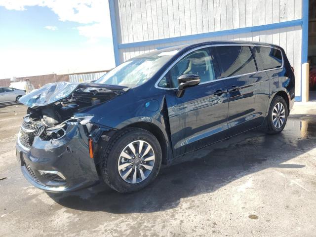  Salvage Chrysler Pacifica