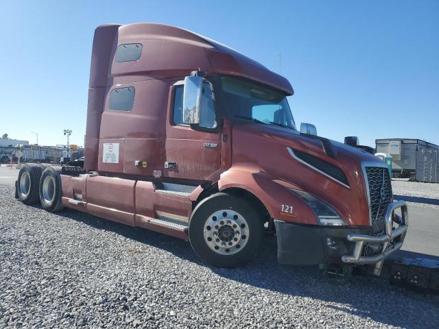  Salvage Volvo Vn