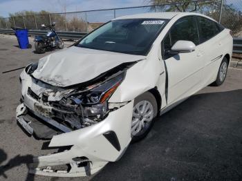  Salvage Toyota Prius