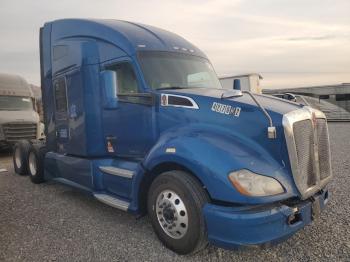  Salvage Kenworth Constructi