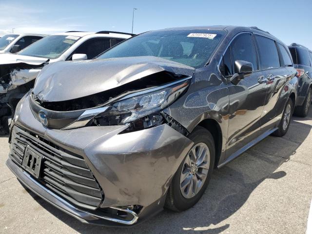  Salvage Toyota Sienna