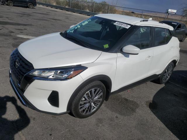  Salvage Nissan Kicks