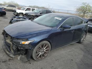  Salvage Mazda 3