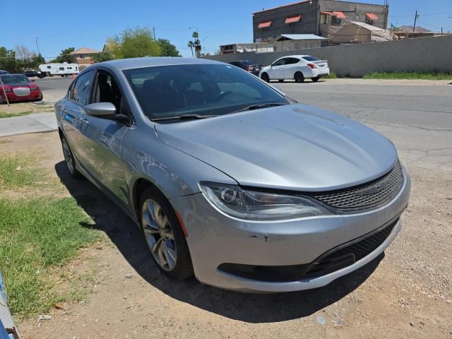  Salvage Chrysler 200
