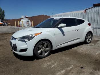  Salvage Hyundai VELOSTER