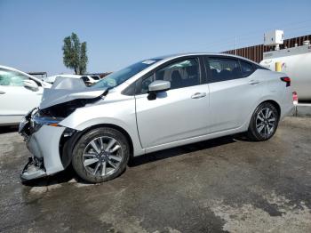  Salvage Nissan Versa