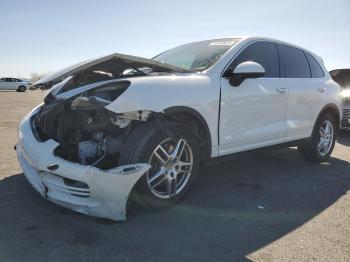  Salvage Porsche Cayenne