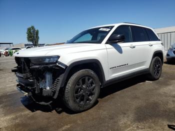  Salvage Jeep Grand Cherokee